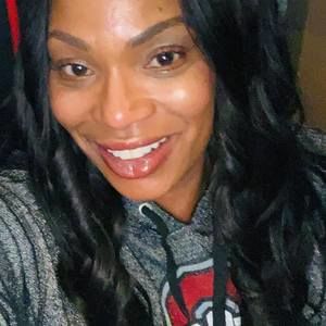 Meet your Posher, Janella